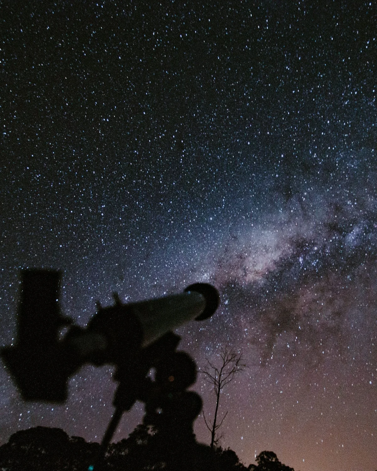 Telescópio apontado para a Via Láctea