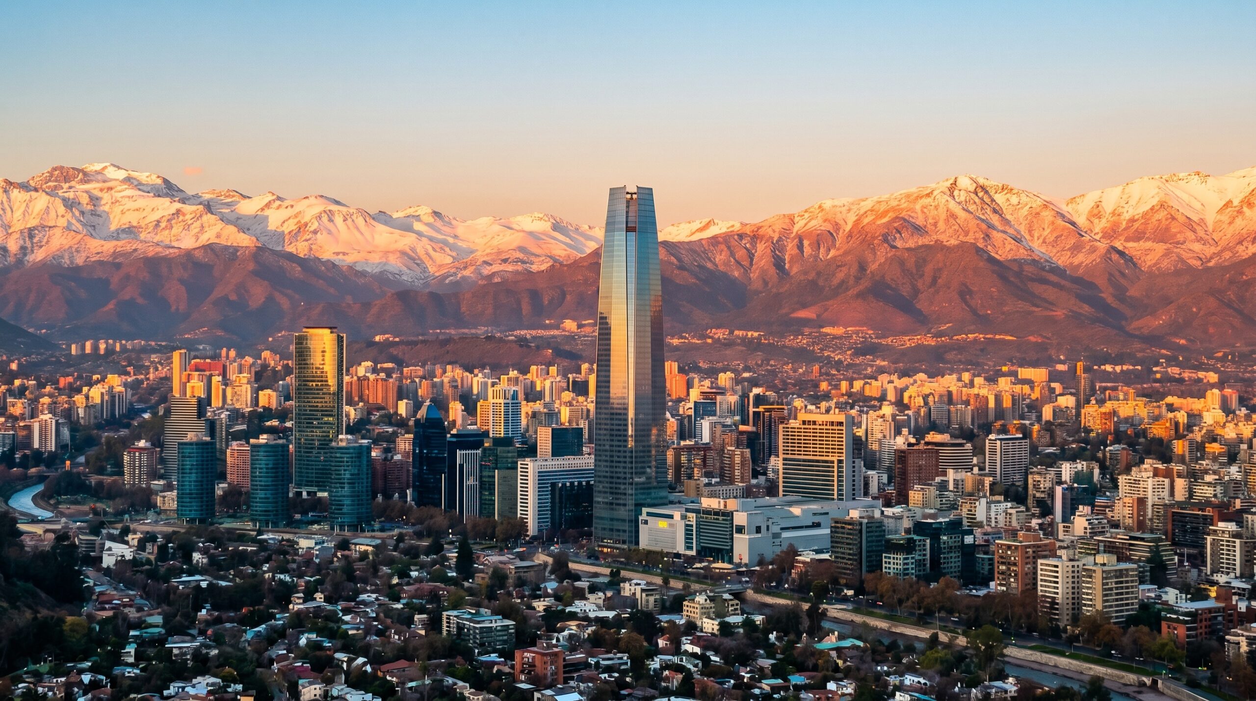 Santiago de Chile com a Cordilheira ao fundo